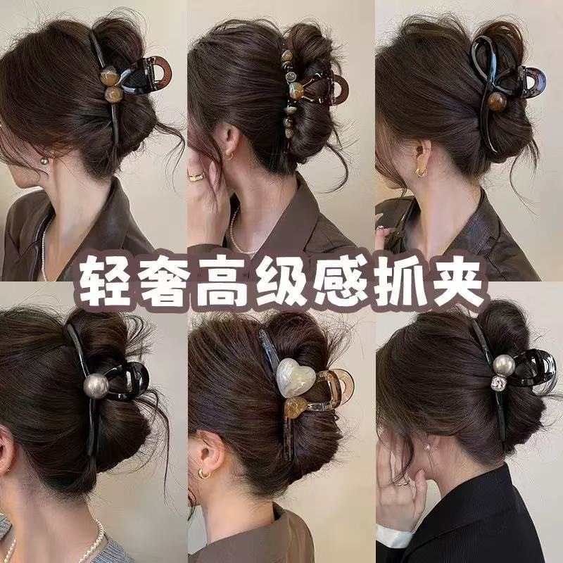 适合发量少的抓夹中号高级感2025新款发夹女轻奢