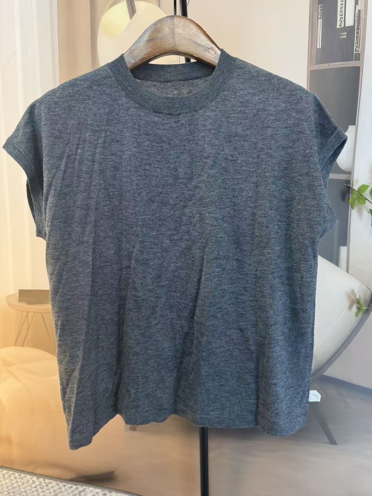 半月伊人福利款圆领打底衫9223