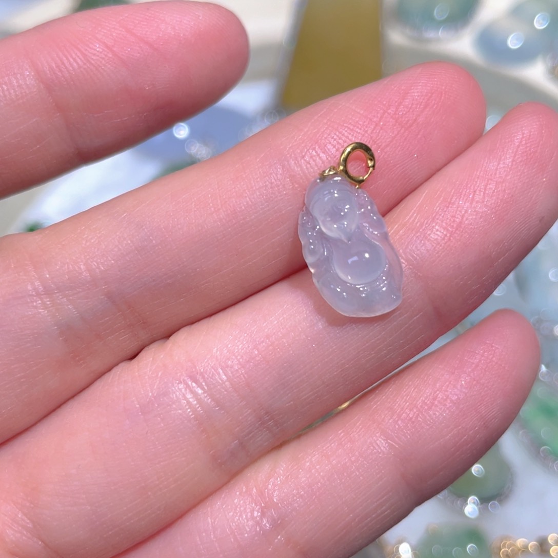 翡翠颈饰18K金镶嵌翡翠