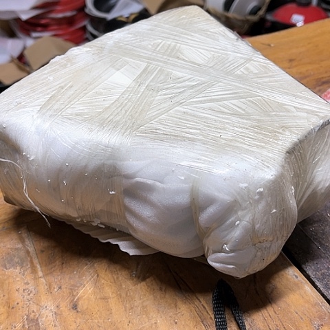 微瑕，不明火，口径19厘米，8个拼盘