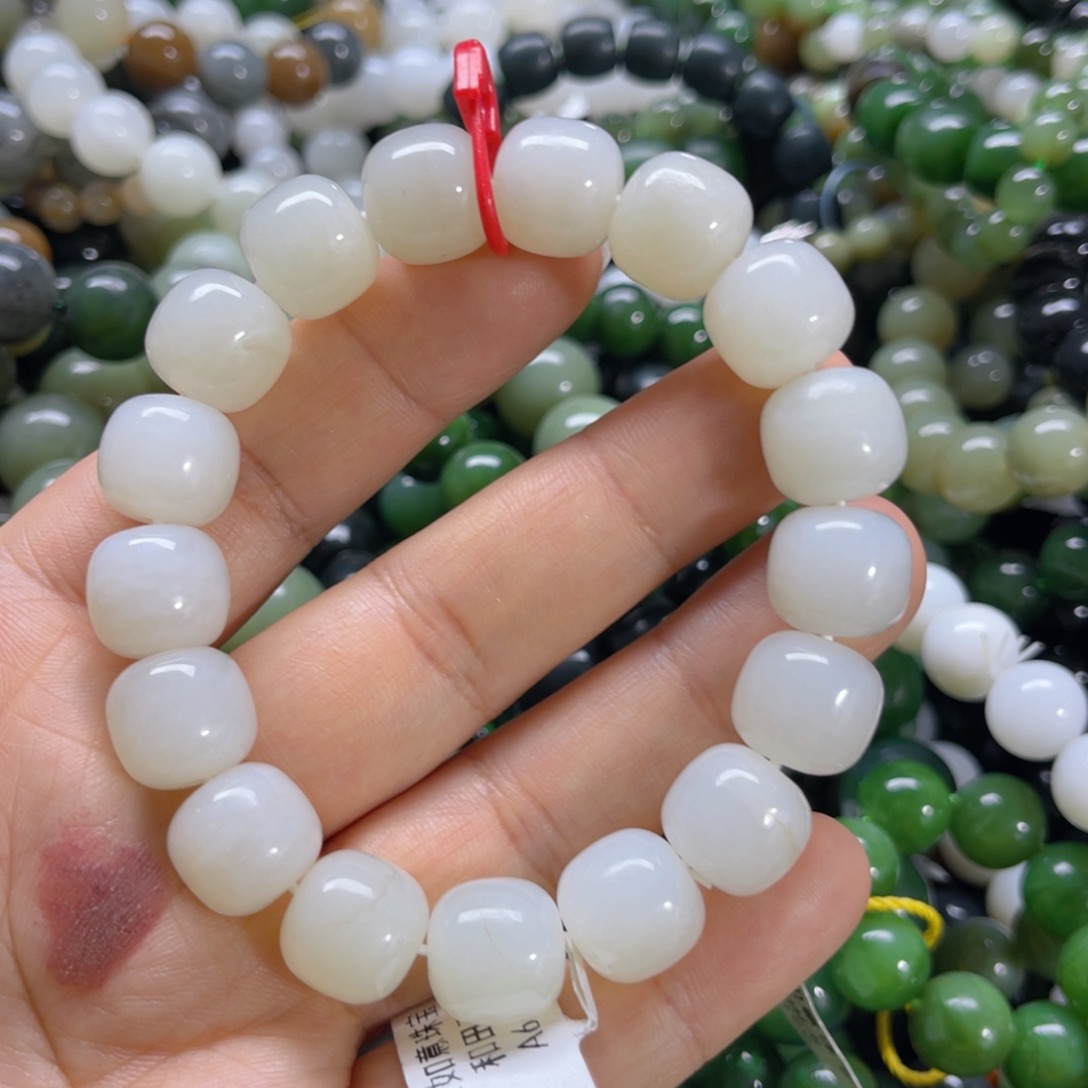 未镶嵌手链和田玉