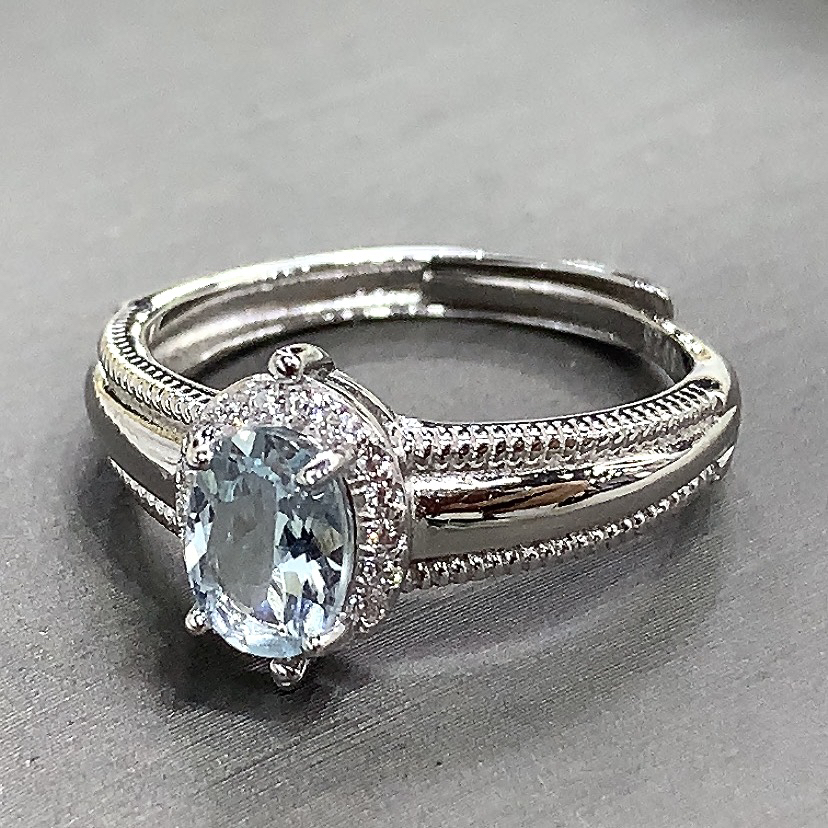 高级感海蓝宝电白女王戒指