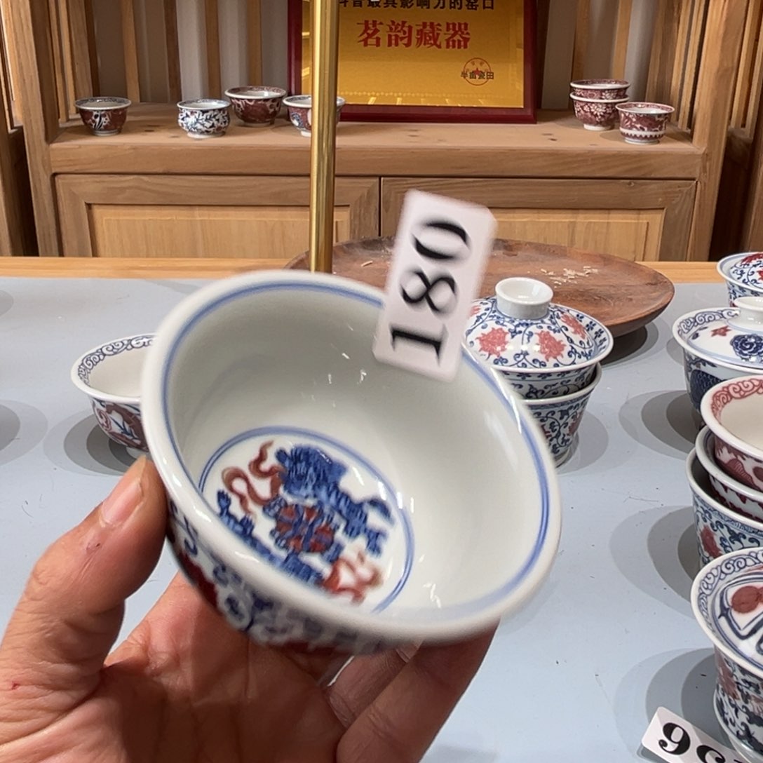 景德镇陶瓷艺术展在上海