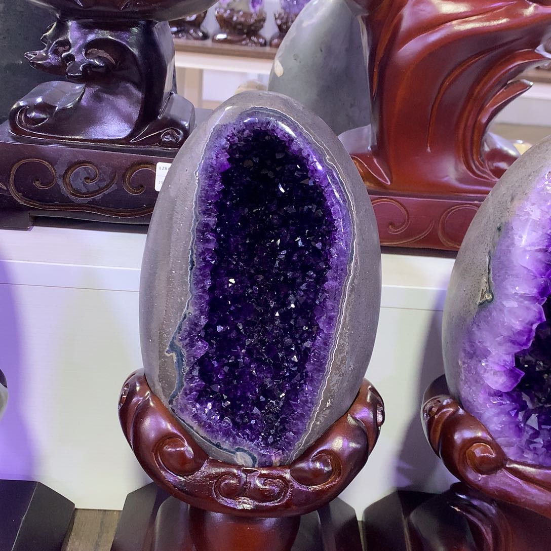 未镶嵌水晶大型摆件（非配饰）