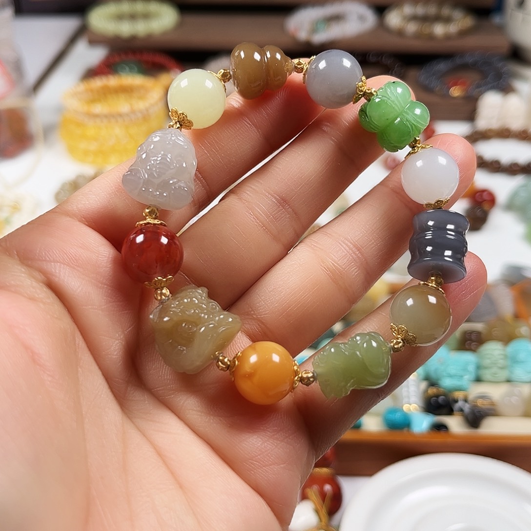 和田玉未镶嵌手链