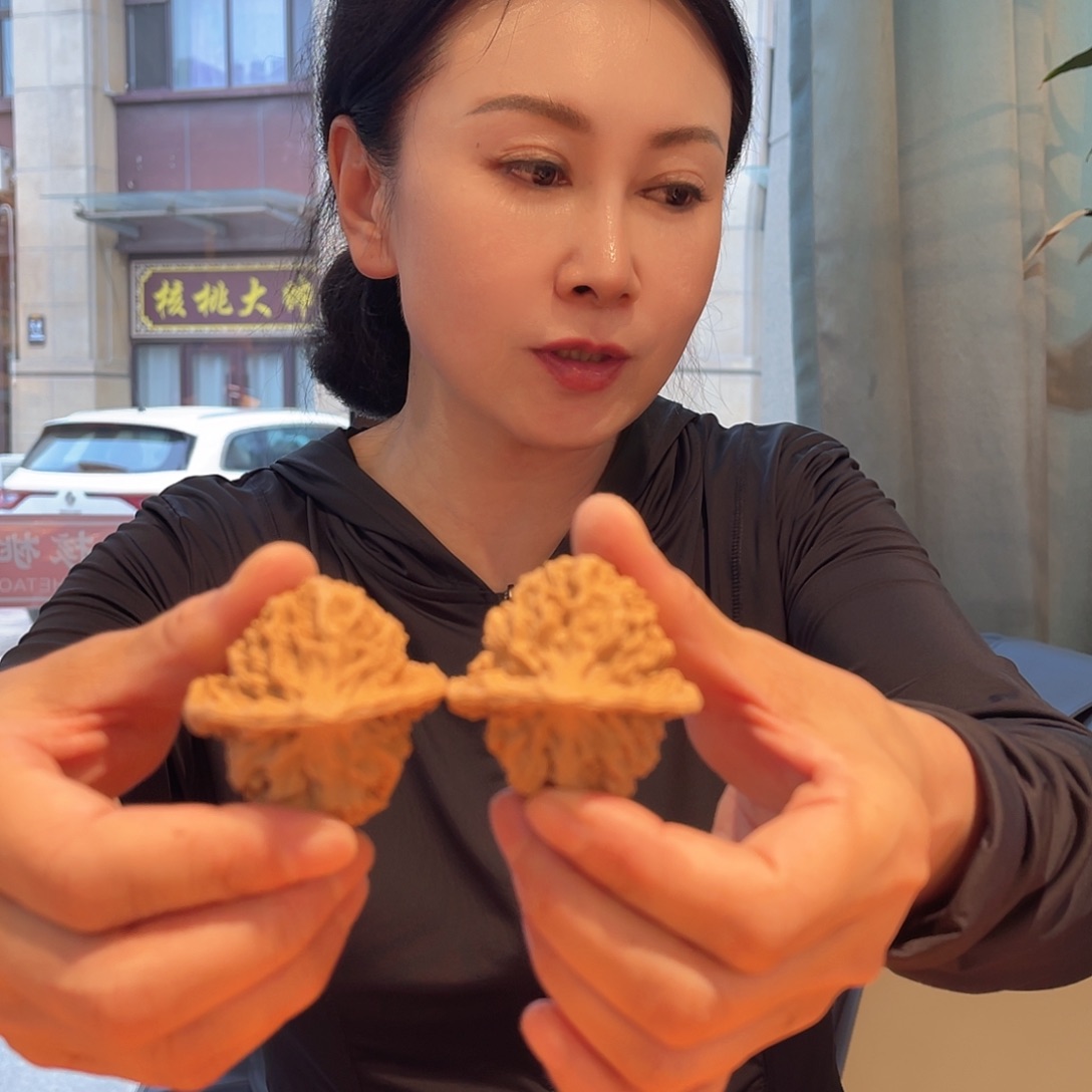 文玩核桃把件龙纹