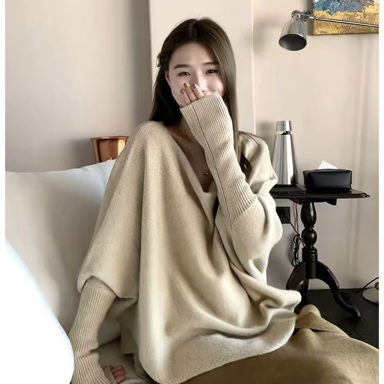 秋冬新款孕妇上衣蝙蝠袖毛衣不规则一字肩百搭慵懒风孕妇打底衫