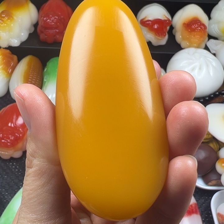 新疆戈壁五彩石金丝