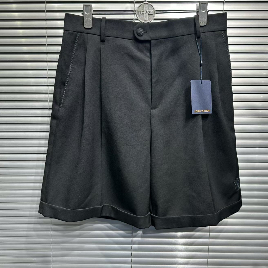 未使用 LouisVuitton/路易威登 Tyler裤腿刺绣字母西装短裤/48码