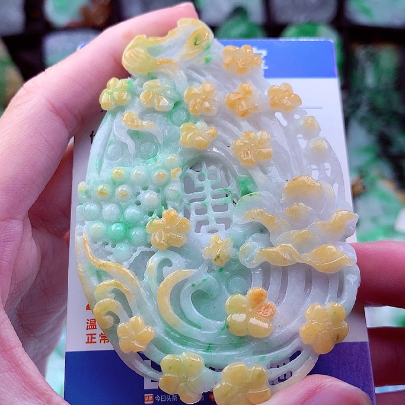 【闪购商品】翡翠颈饰未镶嵌天然