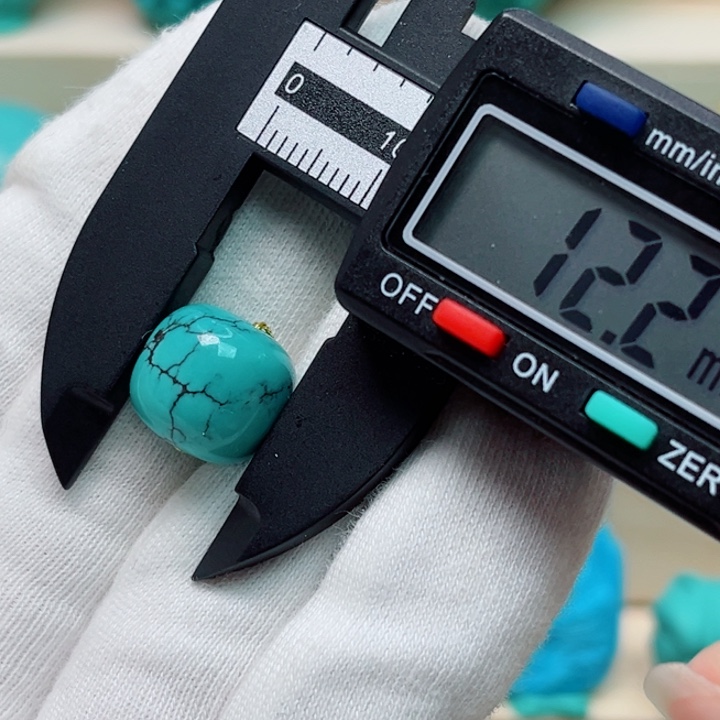 绿松石珠宝未镶嵌