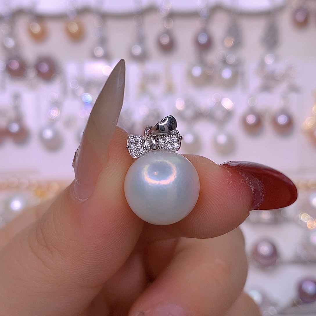 颈饰银S925镶嵌淡水珍珠