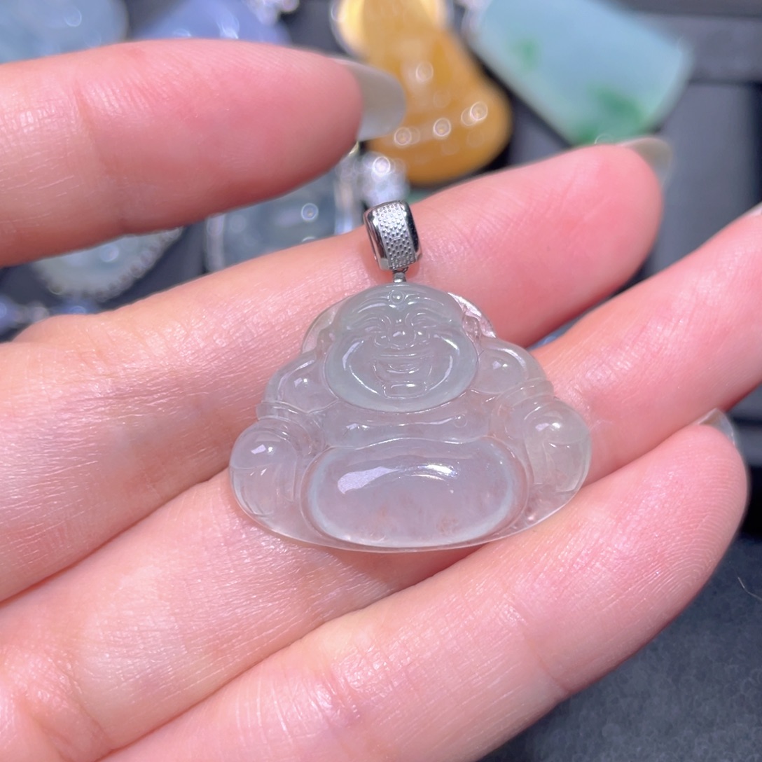 颈饰18K金镶嵌翡翠翡翠