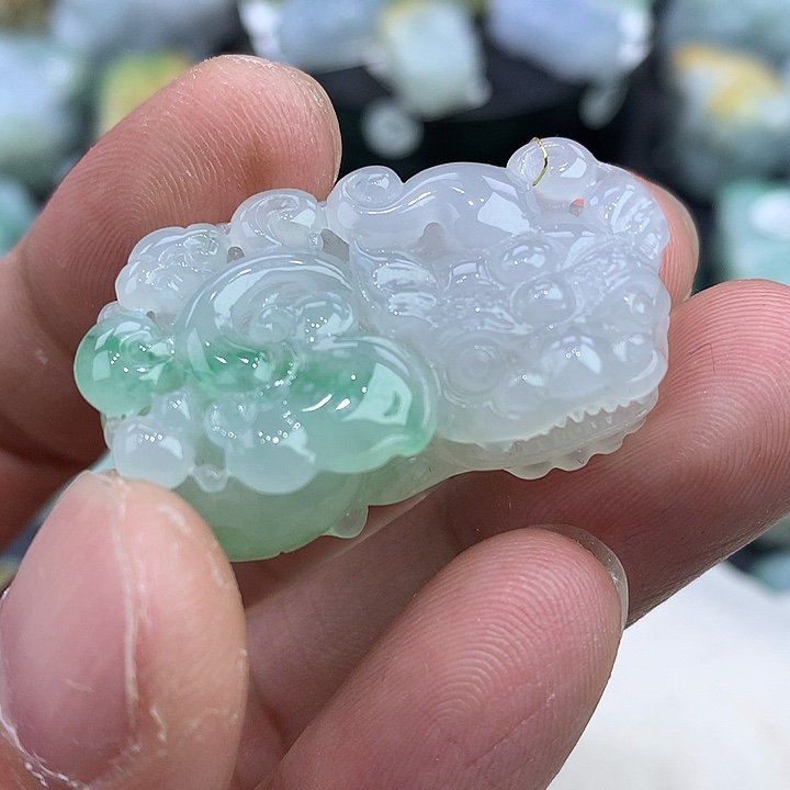 翡翠未镶嵌颈饰天然缅甸翡翠貔貅吊坠