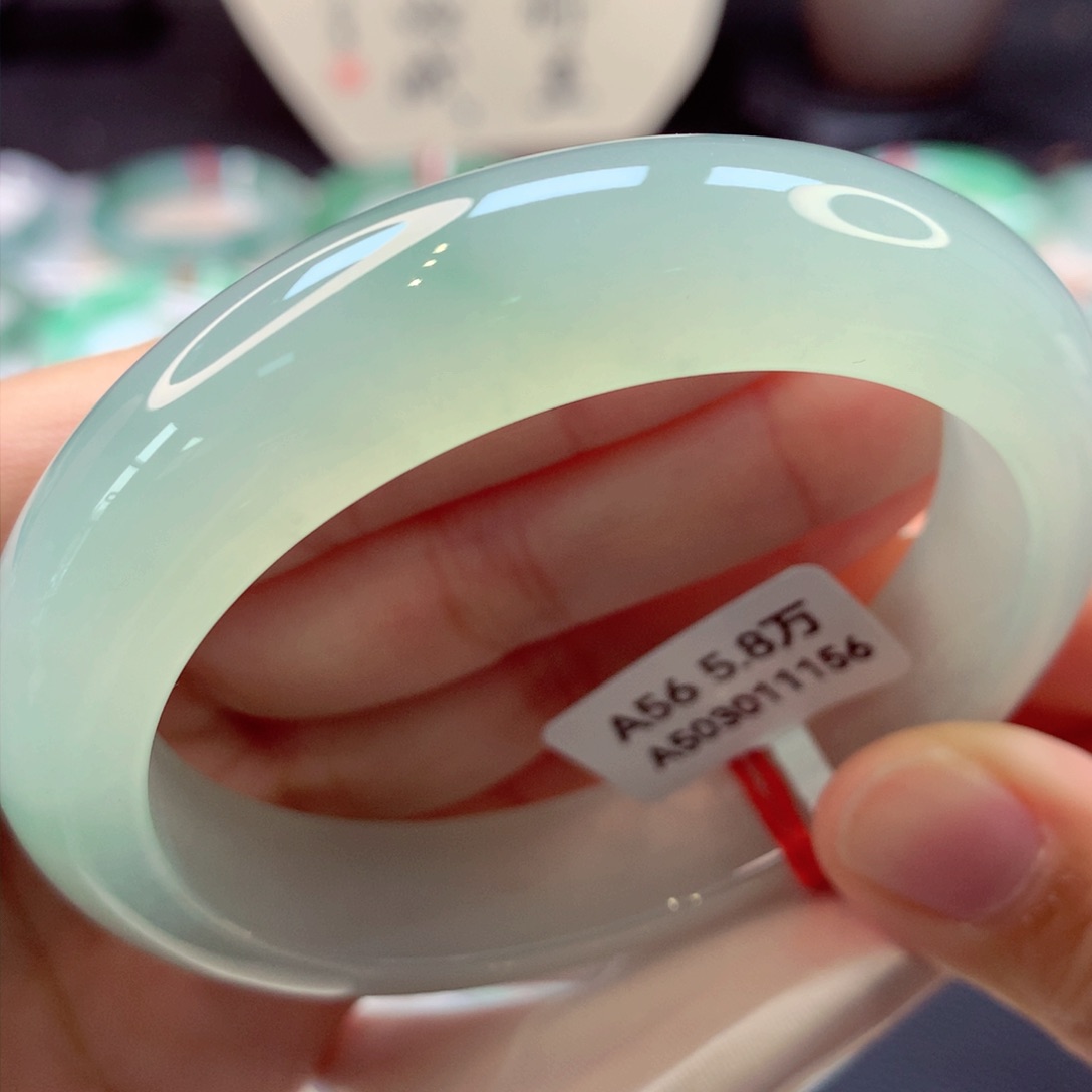 翡翠手镯未镶嵌11翡翠手镯99