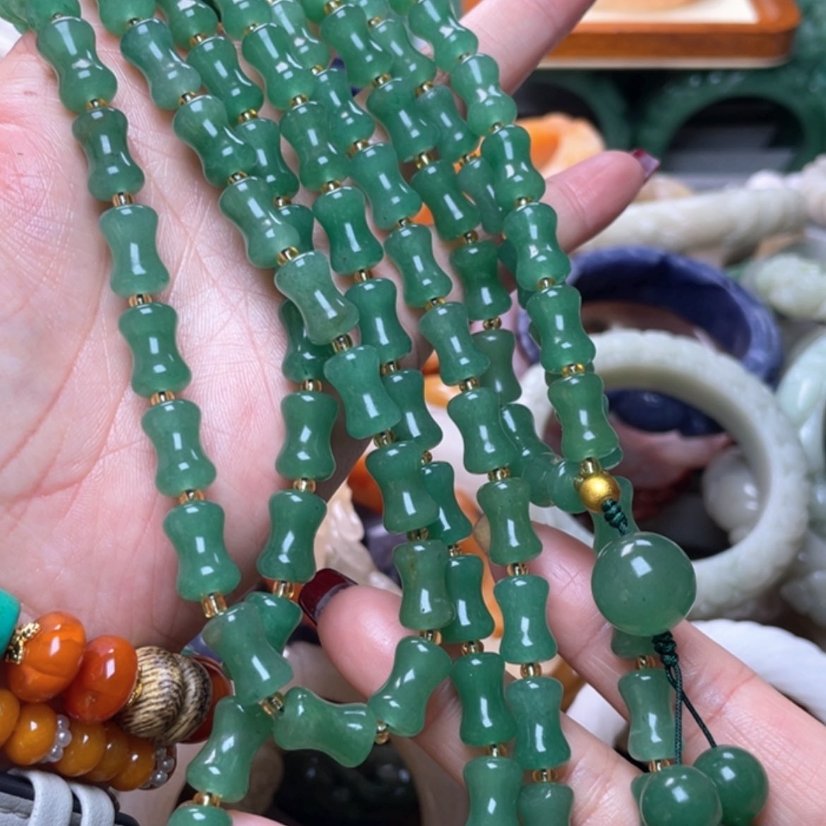 【闪购商品】颈饰未镶嵌石英质玉