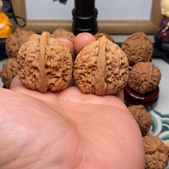 文玩核桃把件39尺三角南疆