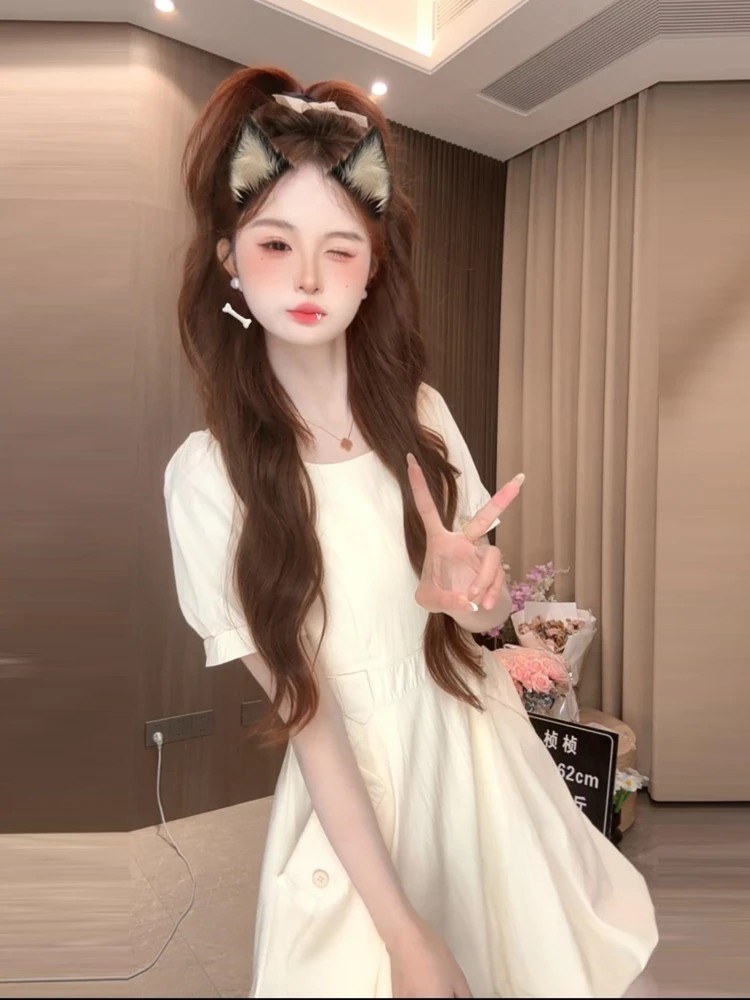 温柔风杏色减龄方领连衣裙女2025夏季法式蓬蓬裙小个子收腰长裙