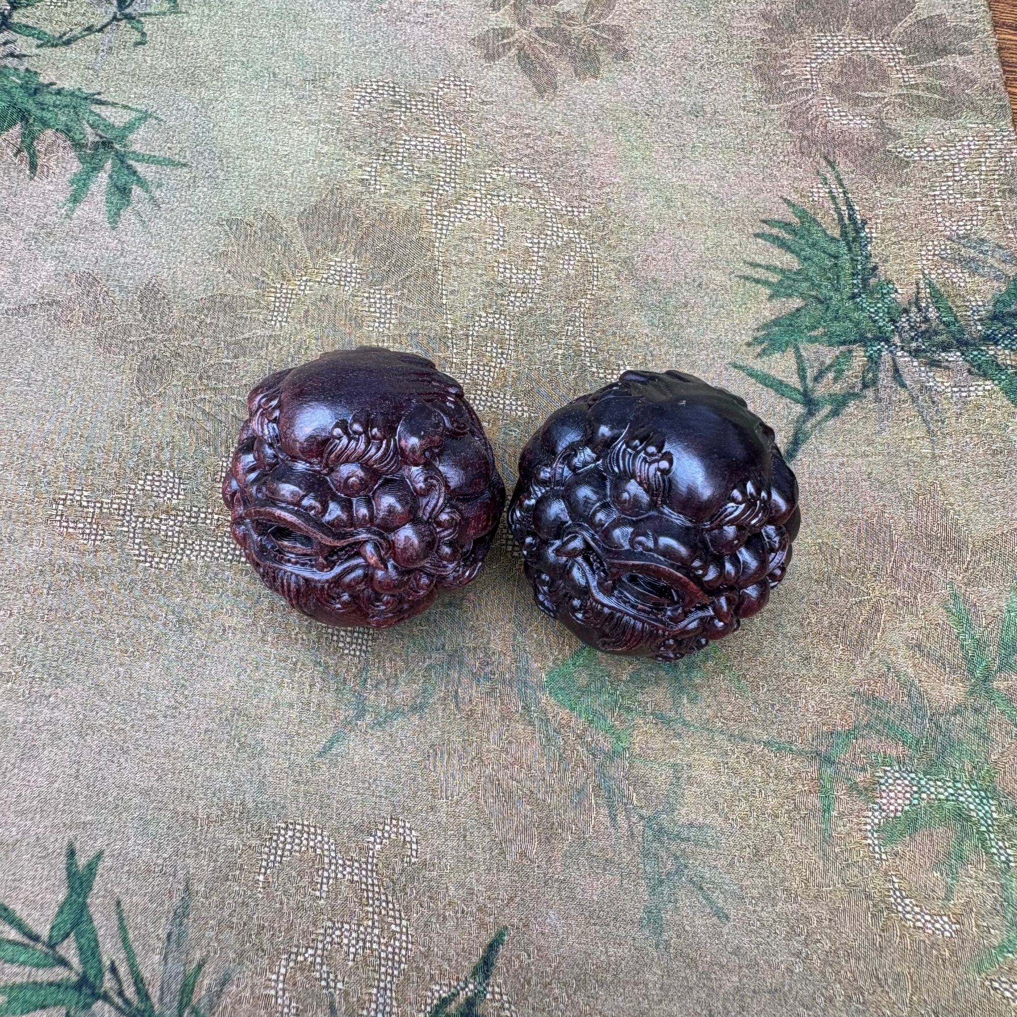 檀木手把球J0149无礼盒