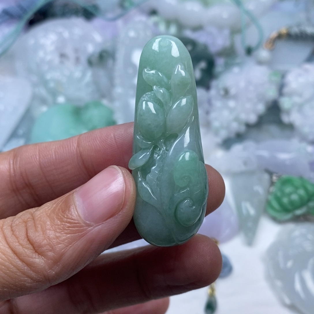 颈饰未镶嵌翡翠翡翠