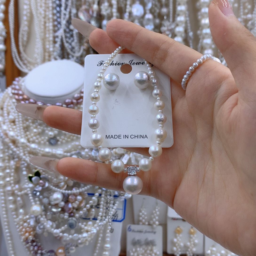 魅***熙淡水珍珠银S925镶嵌项链耳饰