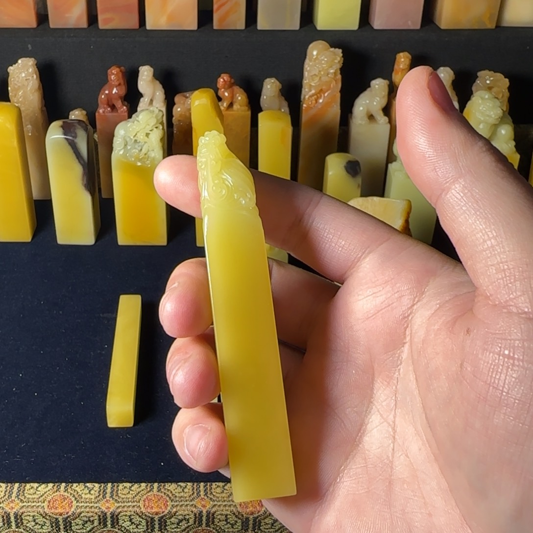 青田石印石菜花冻