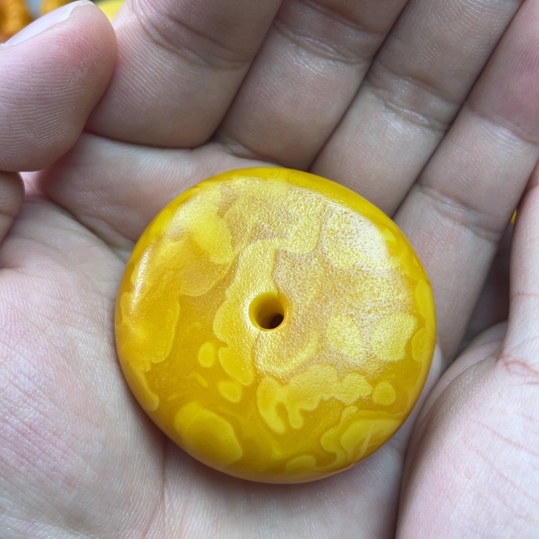 琥珀未镶嵌吊坠(不含链)