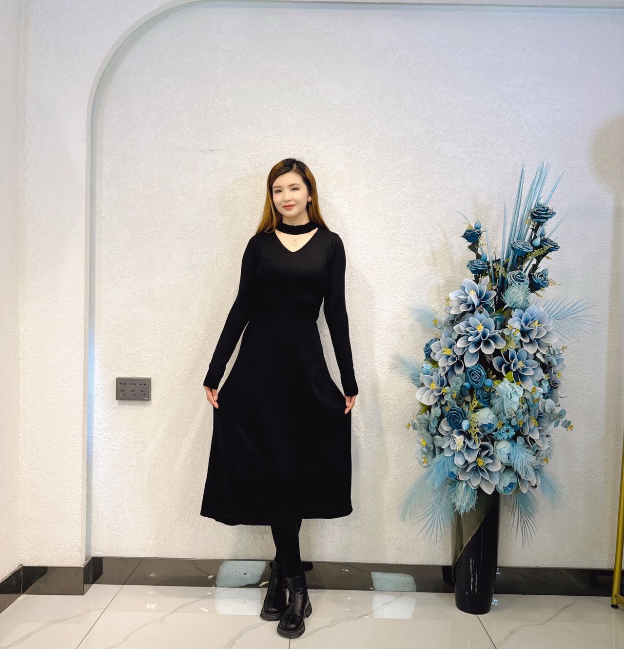 【PAHRIM】2025新款V领针织气质修身连衣裙