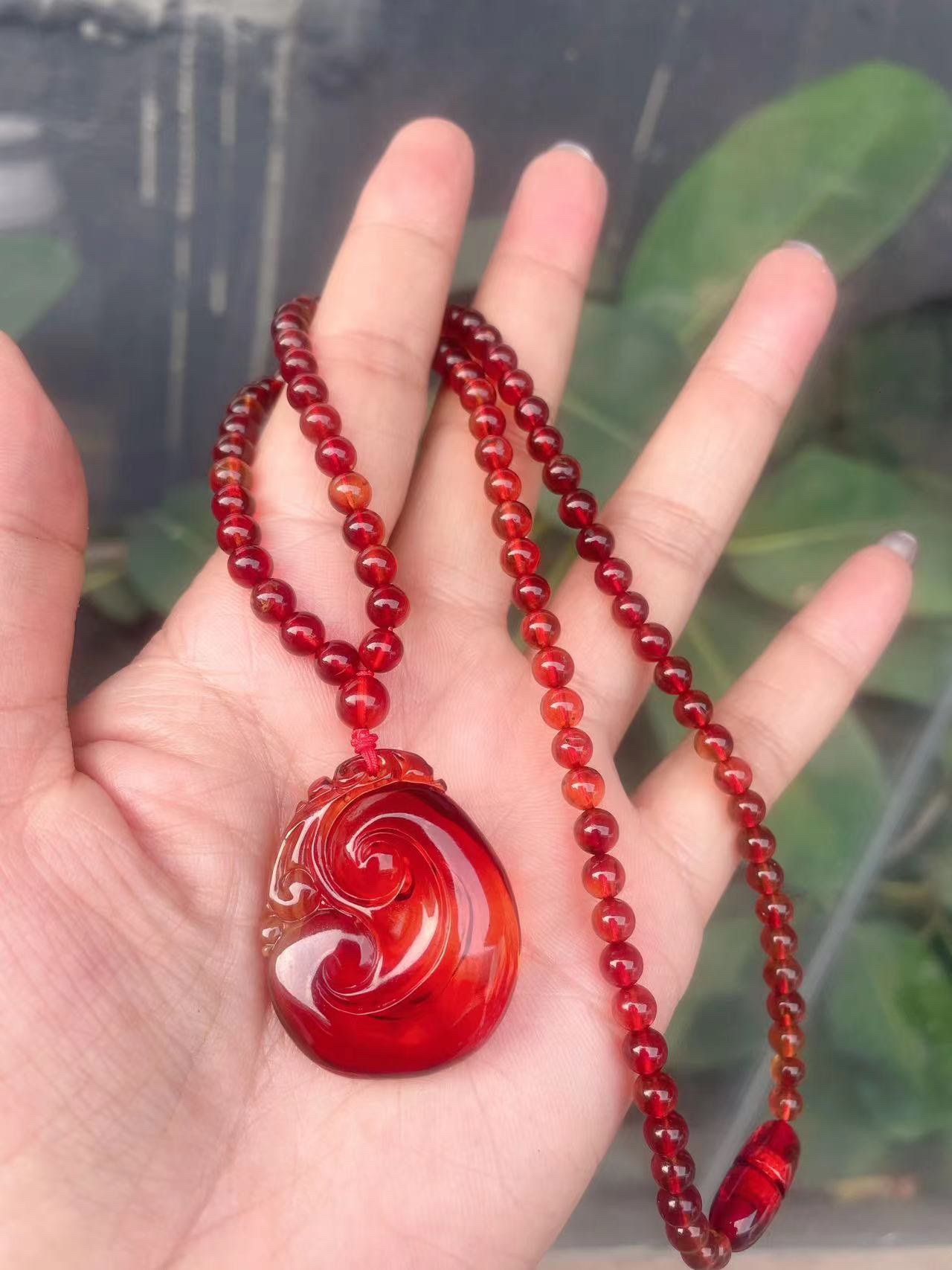 天然血珀如意吊坠加珠链