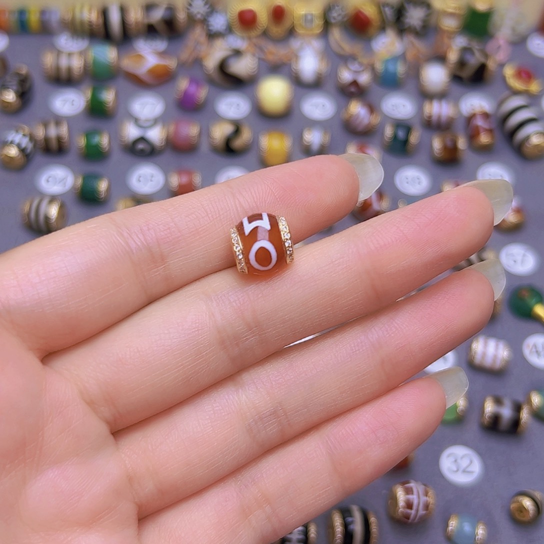 未镶嵌卡10玛瑙/玉髓