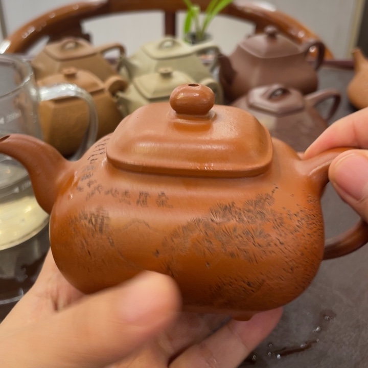 杨***峰紫砂茶壶四方传卢手工刻绘230cc 
