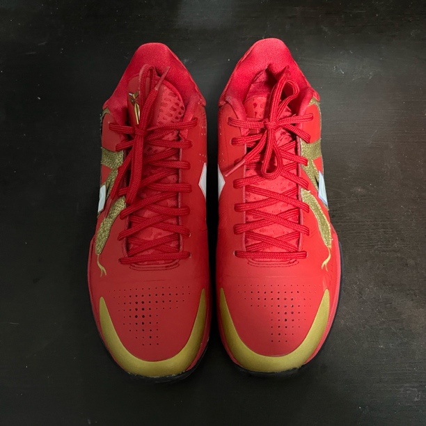 科5红蛇 44码配原盒 成色新