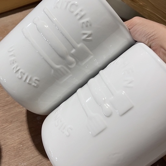 多肉绿植陶瓷花盆9.9包邮，有孔