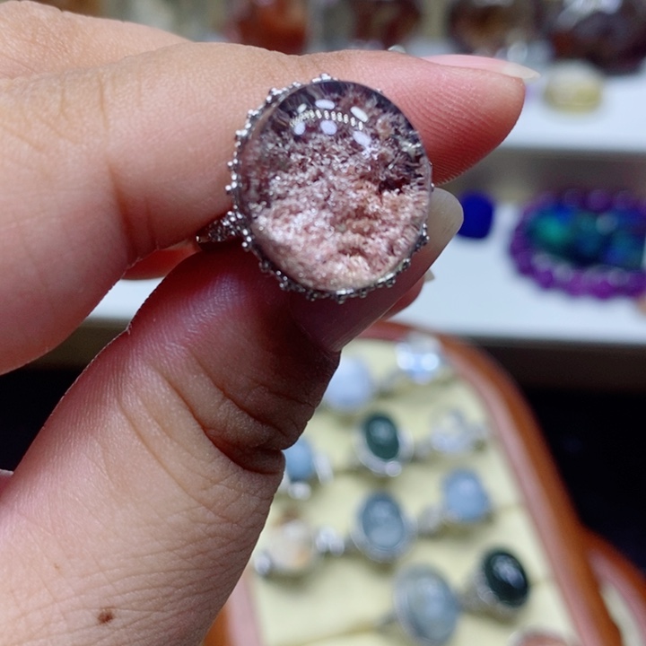 水晶戒指未镶嵌富*?水晶