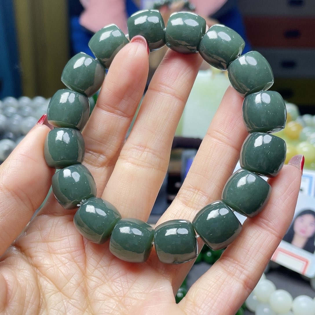 和田玉手链未镶嵌宇*”