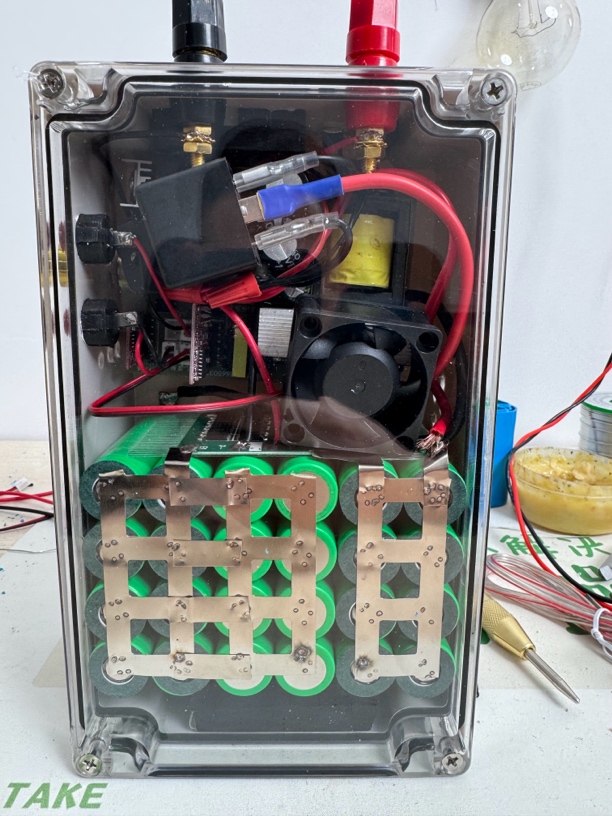 户外新能源逆变器迷你一体机手工制作手动款蓄电池续航4到5小时