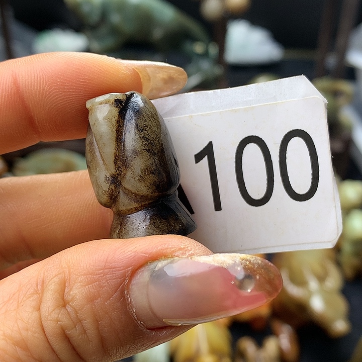 和田玉未镶嵌车挂