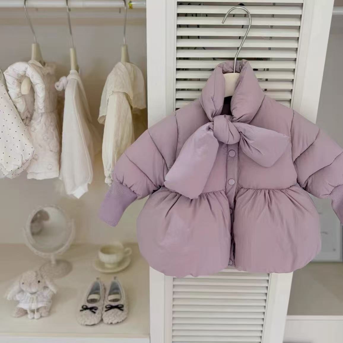 2025女童紫色蝴蝶结花苞棉服中长款冬季可爱泡泡袖立领外套