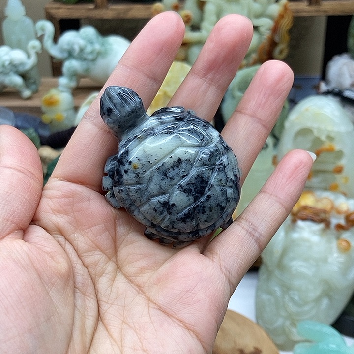 岫玉手把件未镶嵌