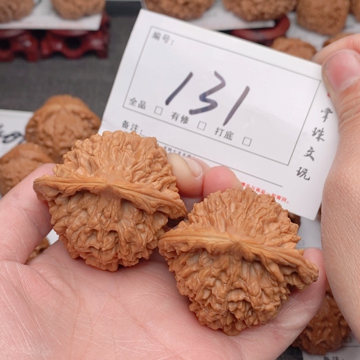 文玩核桃吊坠50官帽131