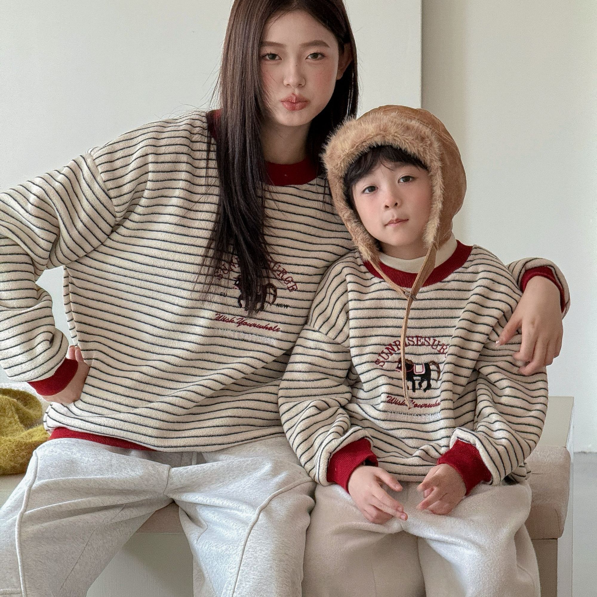 【主播推荐】【顾奈】QZ811马年条纹加绒卫衣