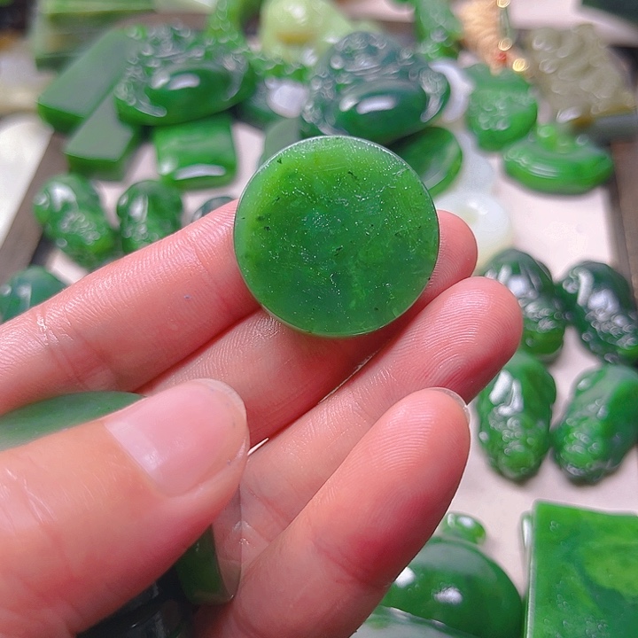 未镶嵌和田玉珠宝半成品A****？