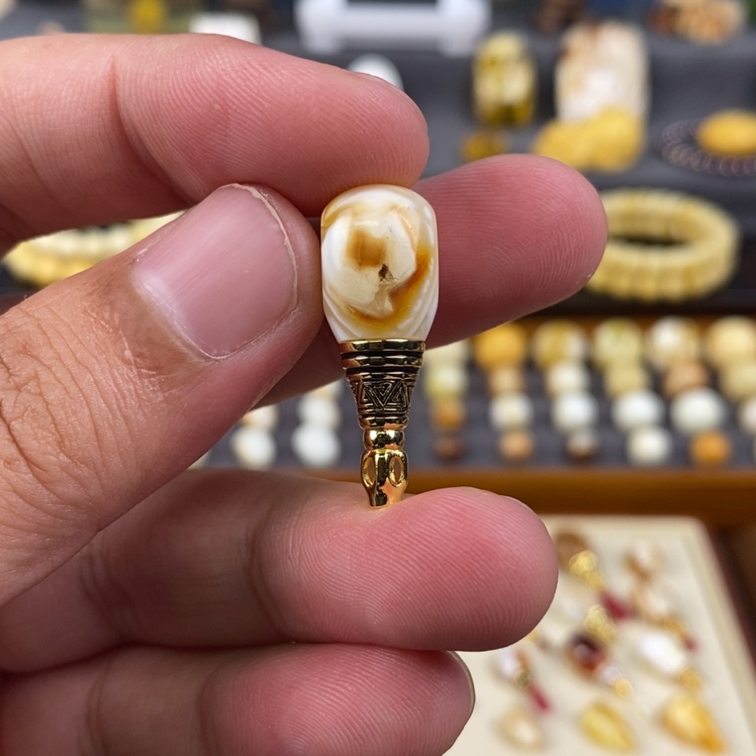 未镶嵌蜜蜡裸石配饰三通尺寸10.6