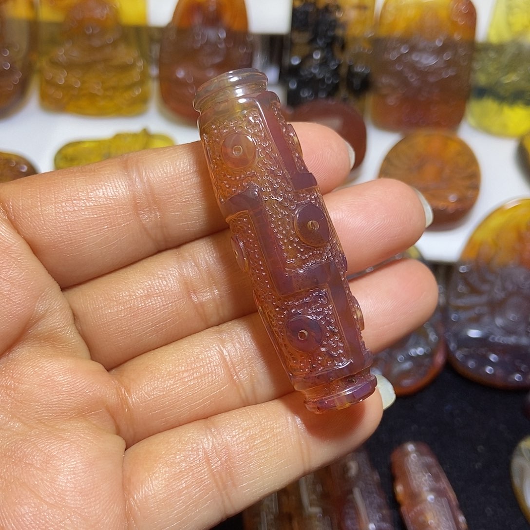 R***北琥珀未镶嵌颈饰缅甸天然琥珀吊坠