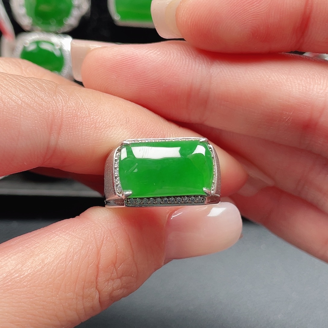 翡翠银S925镶嵌戒指没有运费险3380