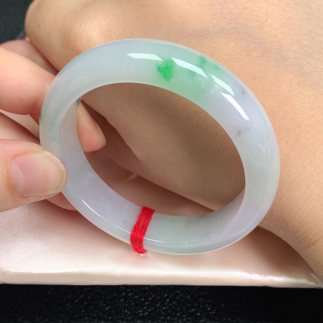 翡翠手镯未镶嵌50➕