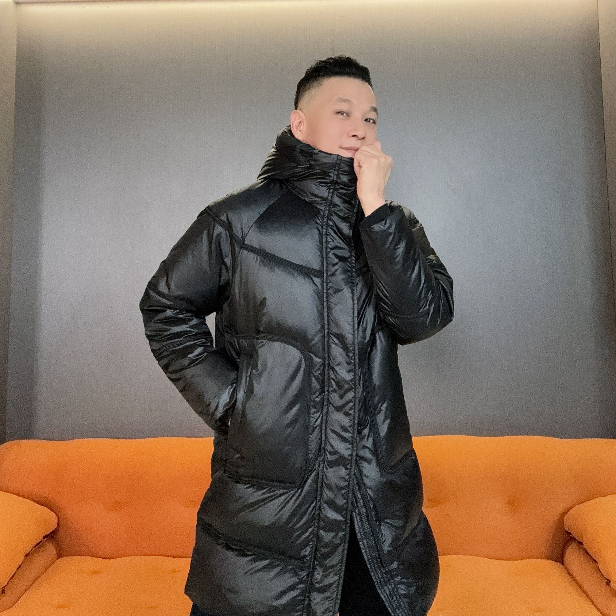 冬季中长款羽绒服男士黑色潮牌连帽加厚保暖休闲时尚外套男款