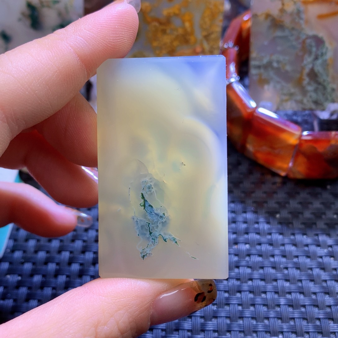 未镶嵌颈饰玛瑙/玉髓吃****的