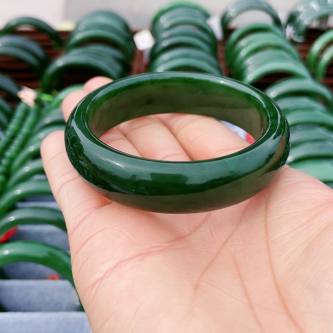 【闪购商品】和田玉手镯未镶嵌