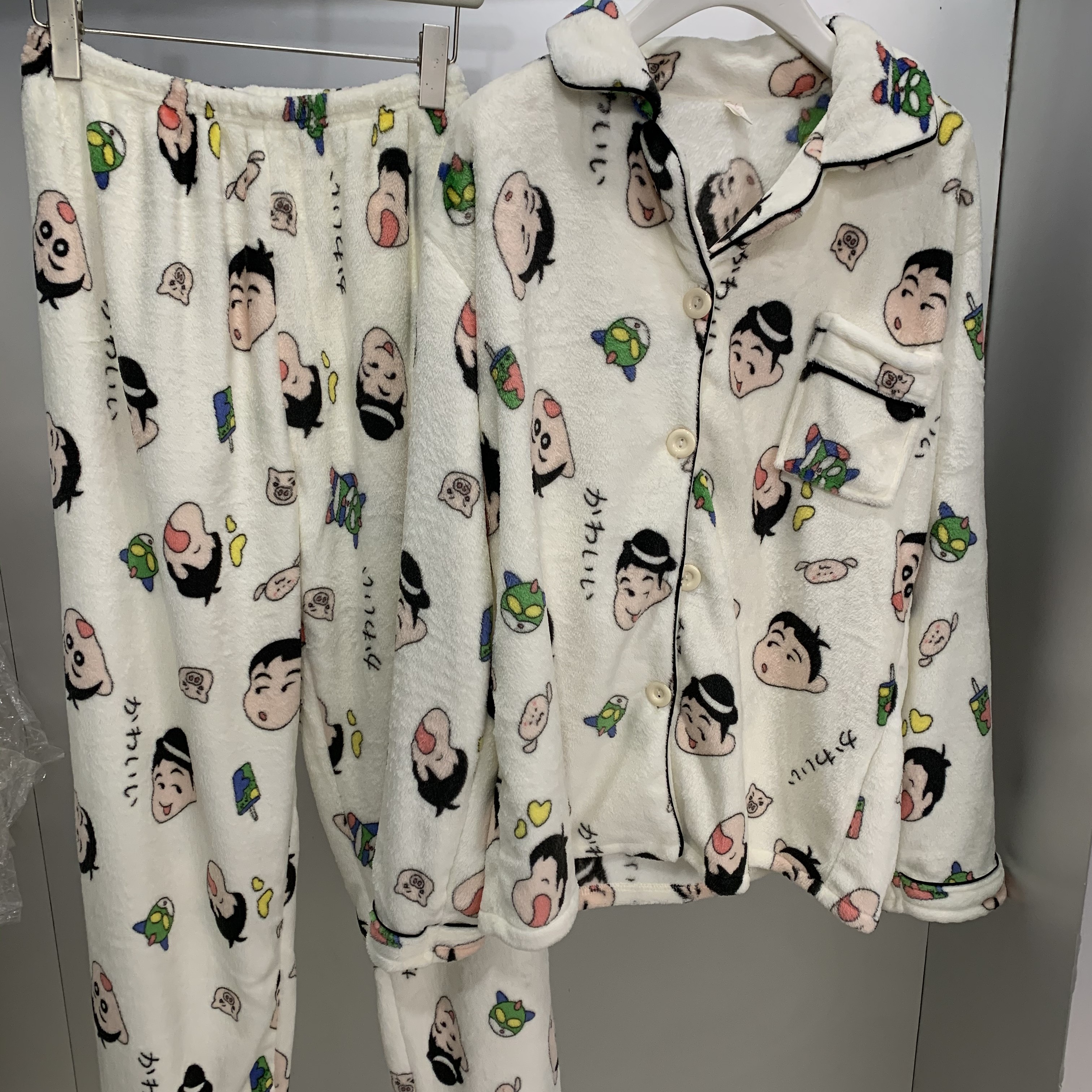 蜡笔小新珊瑚绒双面法兰绒睡衣秋冬款加厚可爱少女风女士家居服